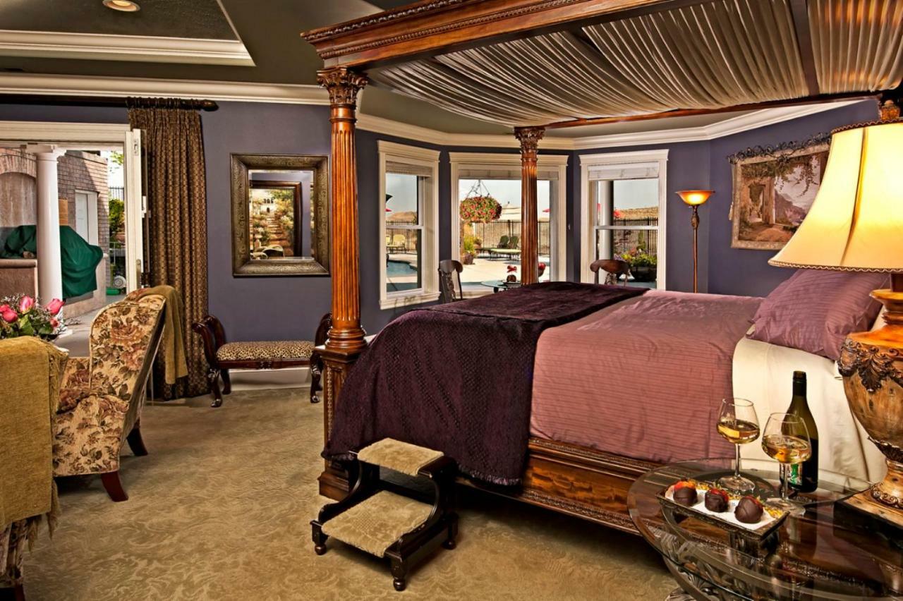 Bed and Breakfast Cameo Heights Mansion And The Vine Fine Dining Restaurant Touchet Экстерьер фото