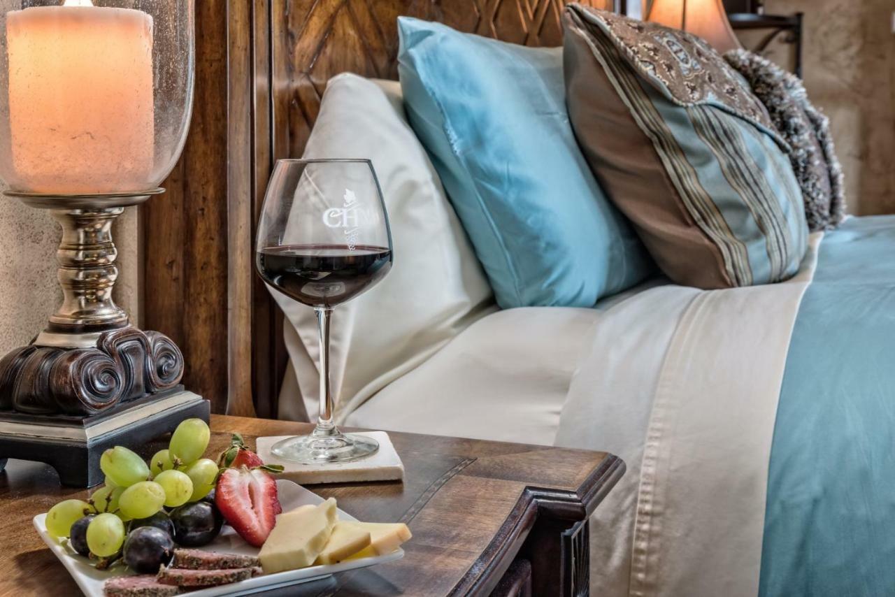 Bed and Breakfast Cameo Heights Mansion And The Vine Fine Dining Restaurant Touchet Экстерьер фото