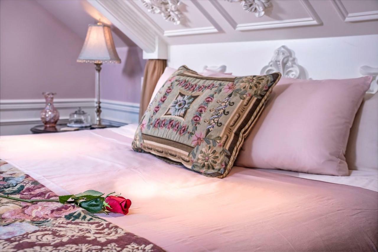 Bed and Breakfast Cameo Heights Mansion And The Vine Fine Dining Restaurant Touchet Экстерьер фото