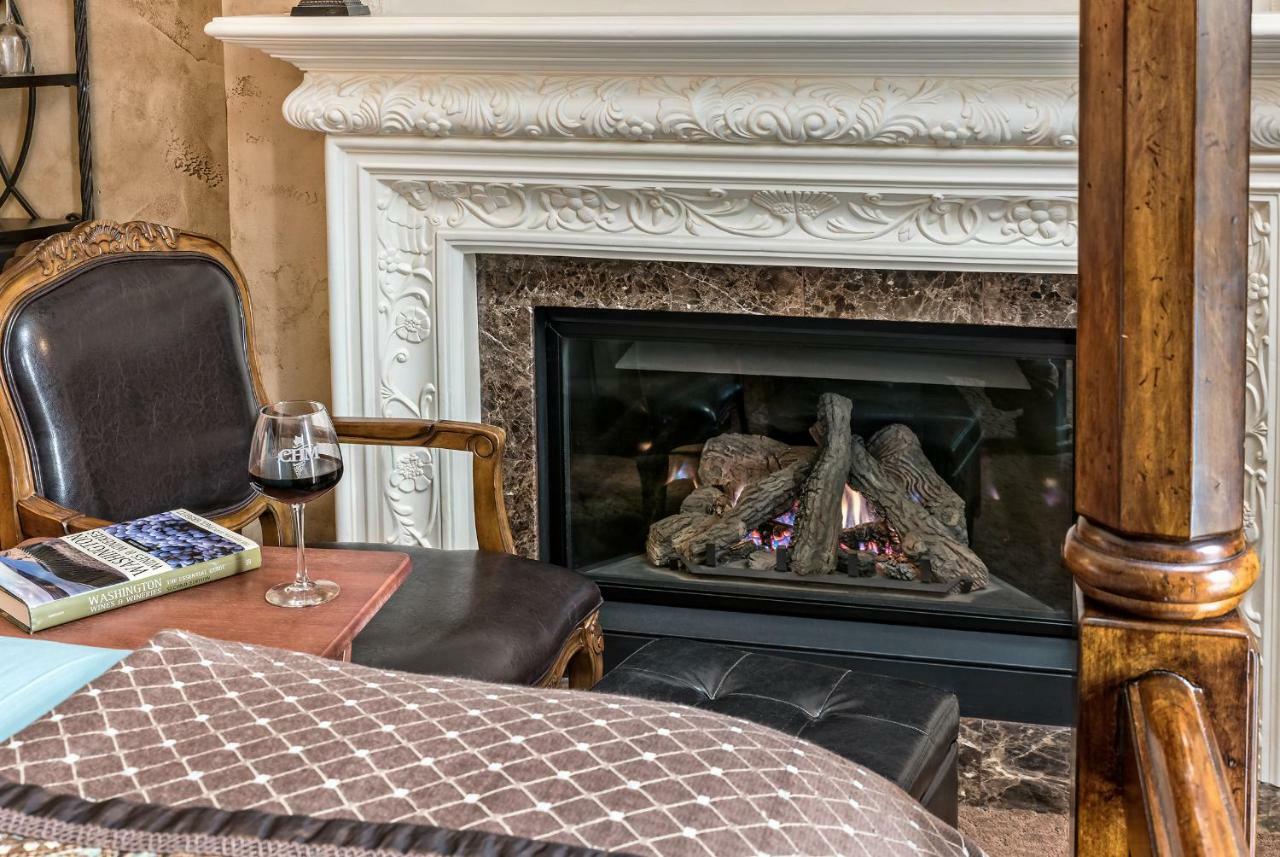 Bed and Breakfast Cameo Heights Mansion And The Vine Fine Dining Restaurant Touchet Экстерьер фото