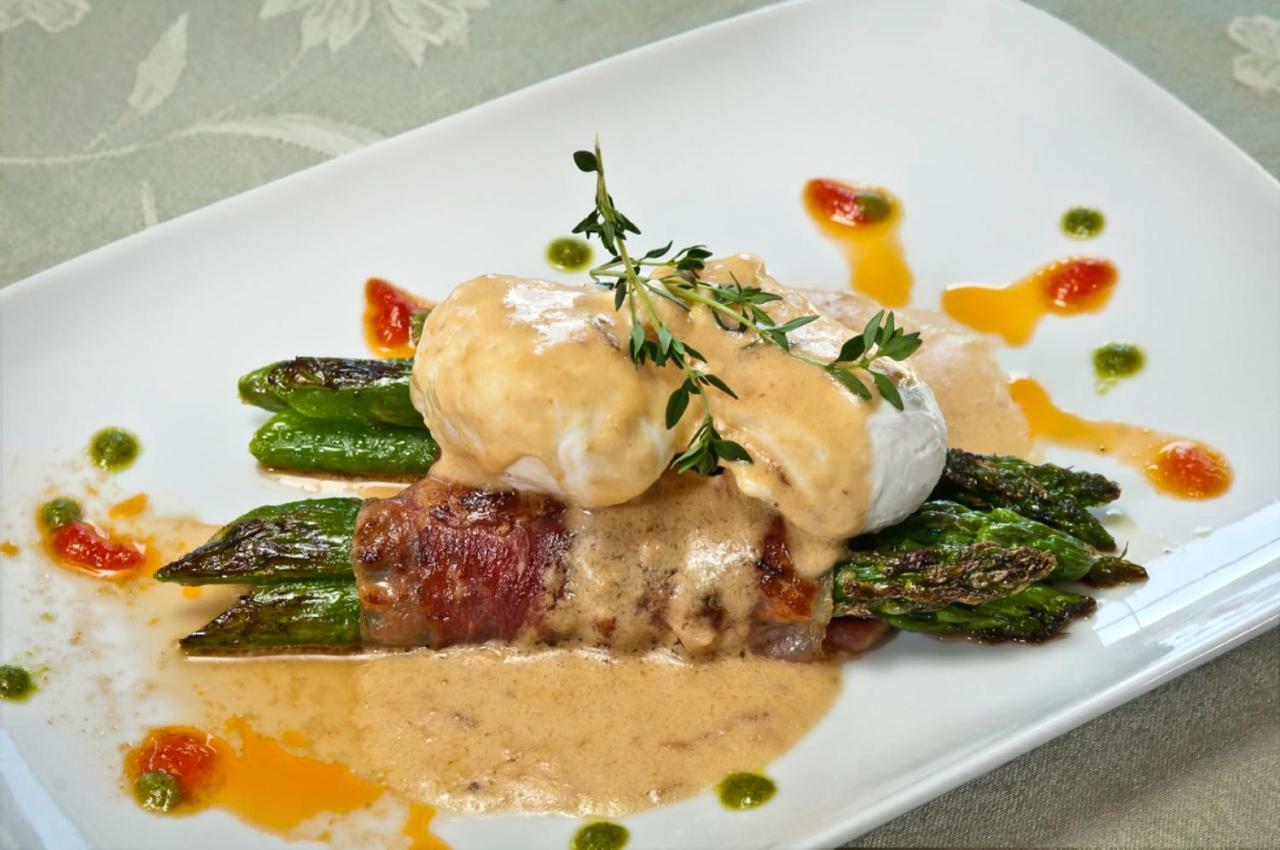 Bed and Breakfast Cameo Heights Mansion And The Vine Fine Dining Restaurant Touchet Экстерьер фото