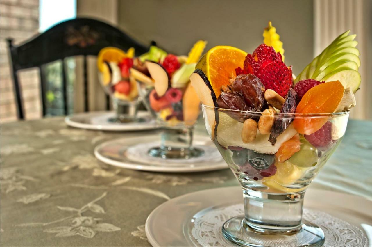 Bed and Breakfast Cameo Heights Mansion And The Vine Fine Dining Restaurant Touchet Экстерьер фото